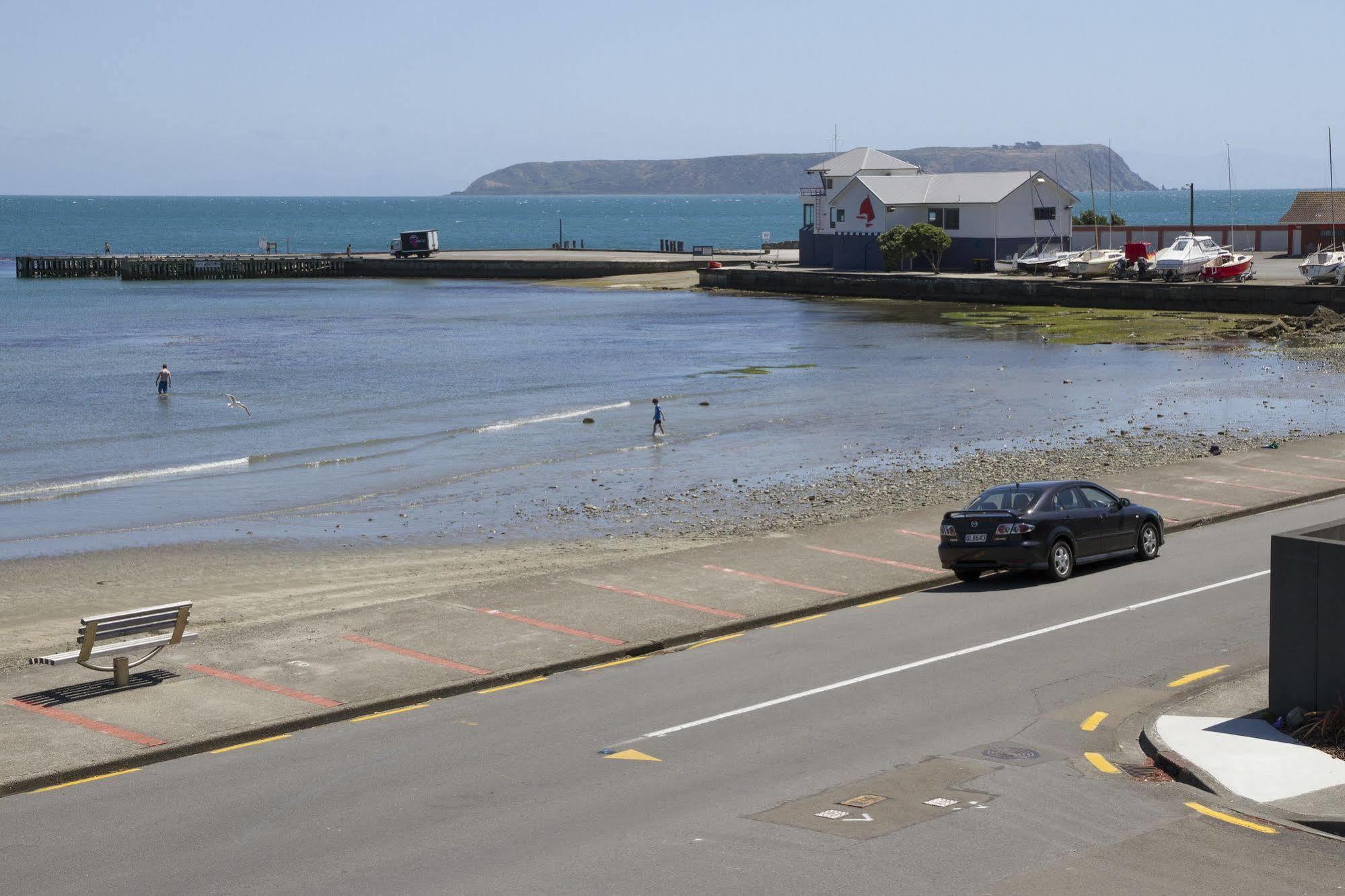 Plimmerton Moana Lodge מראה חיצוני תמונה